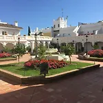 Будинок відпочинку Spacy Stylish Aloha Townhouse Марбелья