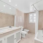Spacy Stylish Aloha Townhouse מארבלה